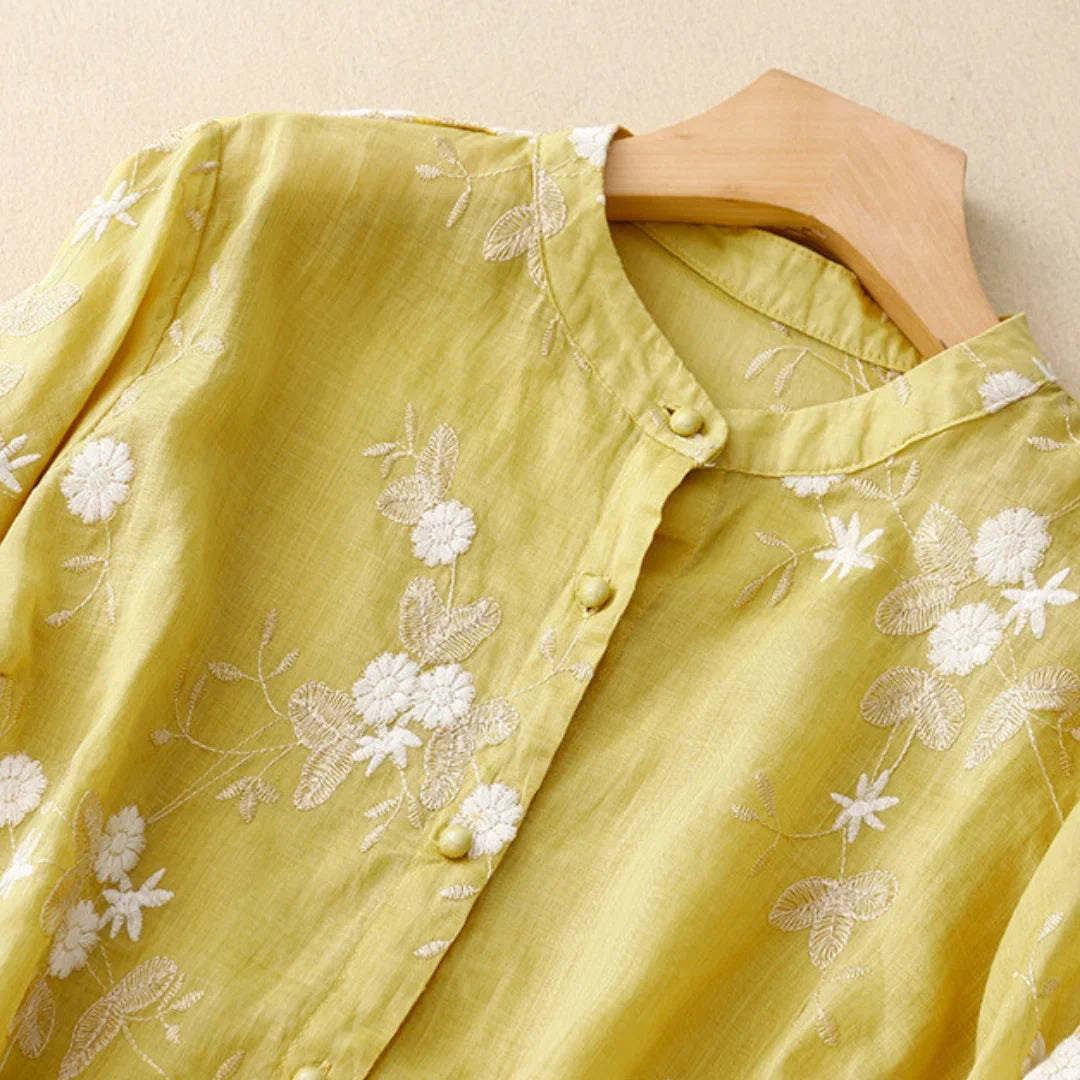 Élodie™ - Blusa elegante con delicados bordados y detalles estilizados